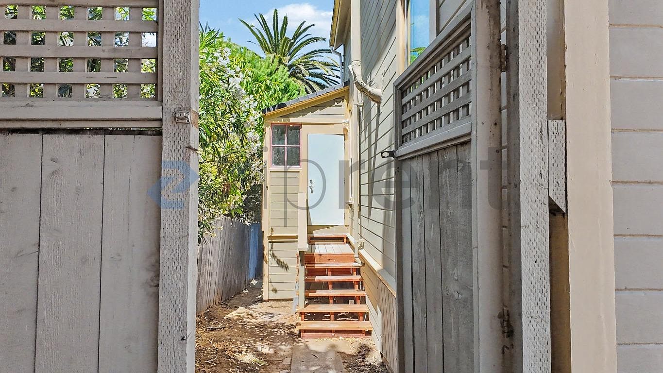 844 Kentucky St photo 2