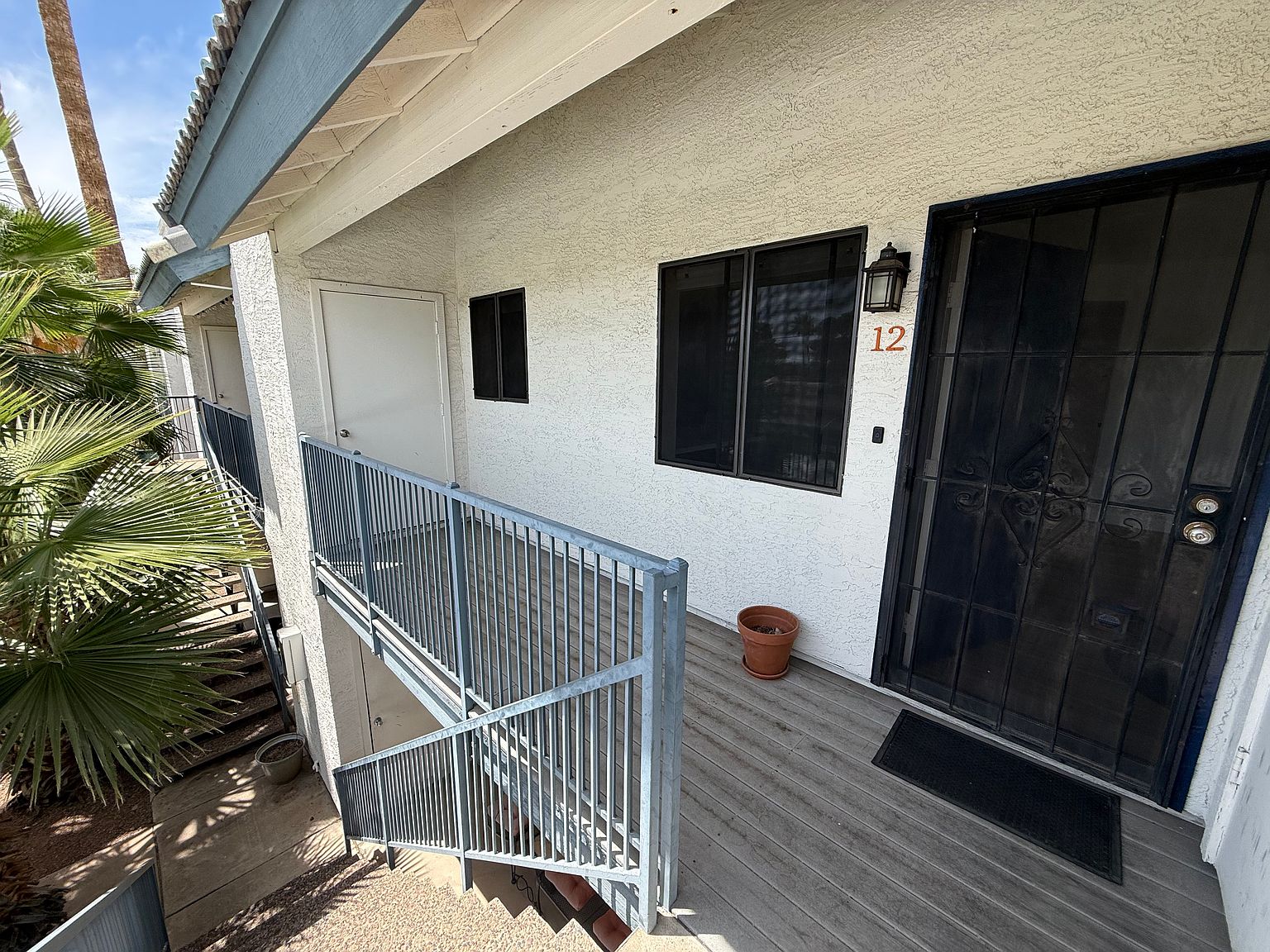 3635 N 37th St Phoenix, AZ 85018 photo 3