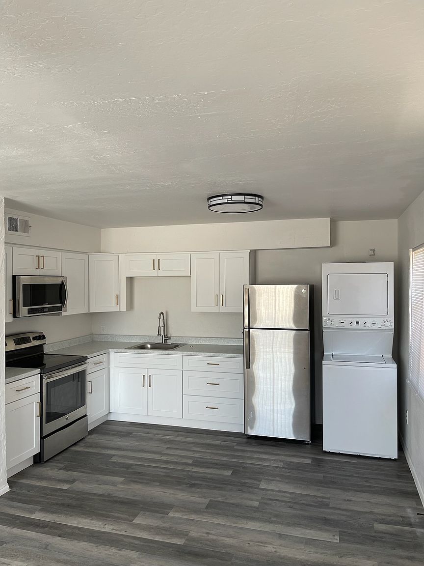 2236 West Southern Avenue, Phoenix, AZ 85041 photo 3