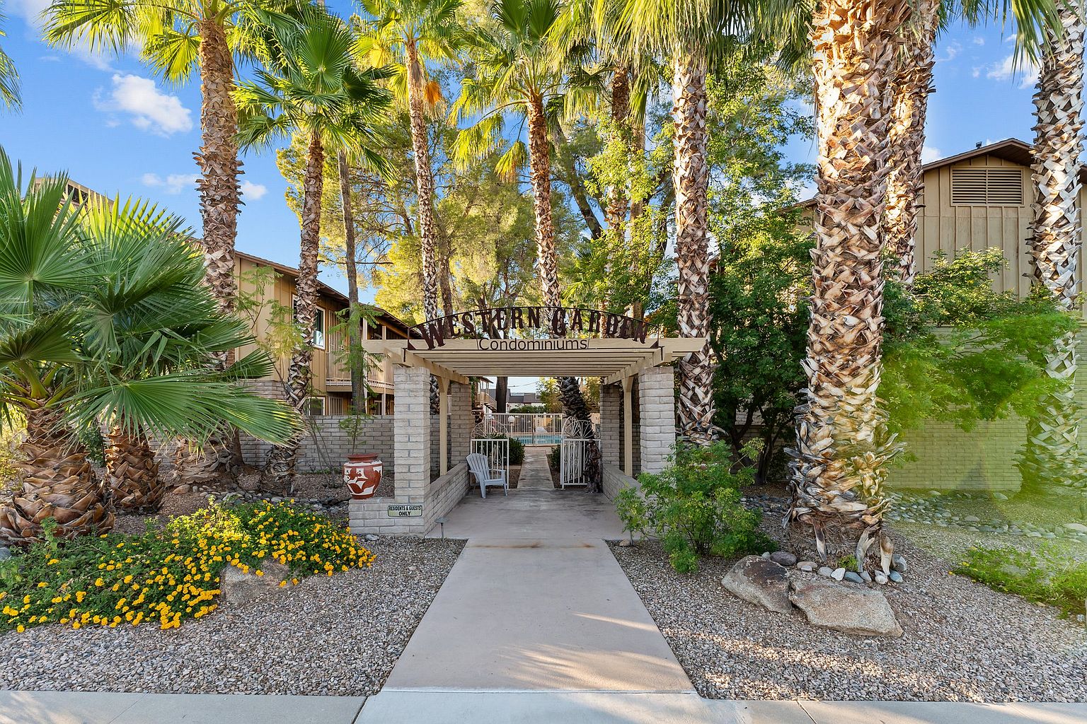 90 W Yavapai St, Unit 9 Rental photo 2