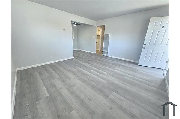 3537 Galindo St photo 2