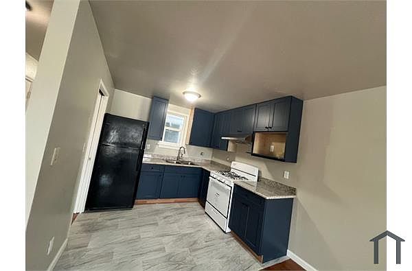 1736 La Salle Ave photo 2