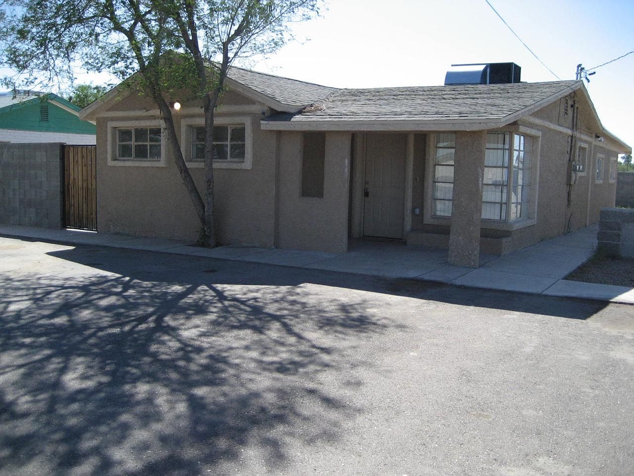 924 S 29th Ave