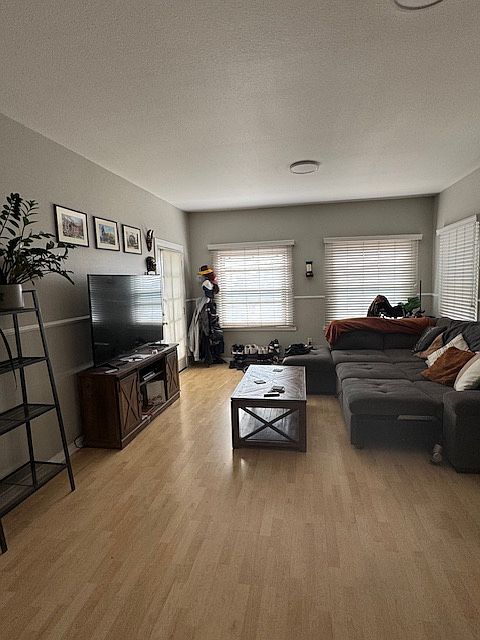 2245 Curlew St San Diego, CA 92101