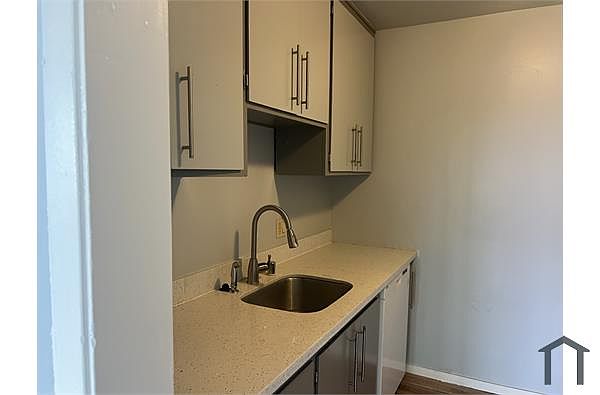 145 Marlin Ct photo 2