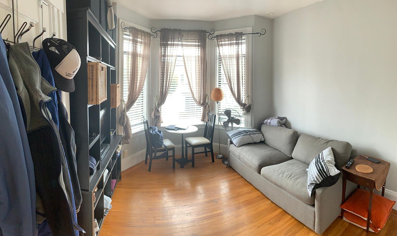 2943 Baker St photo 2
