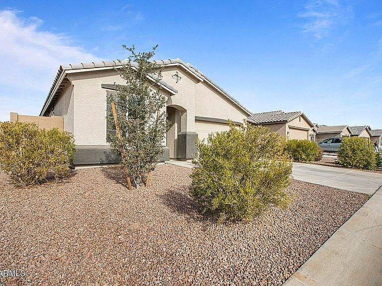 2146 W Tobias Way photo 2