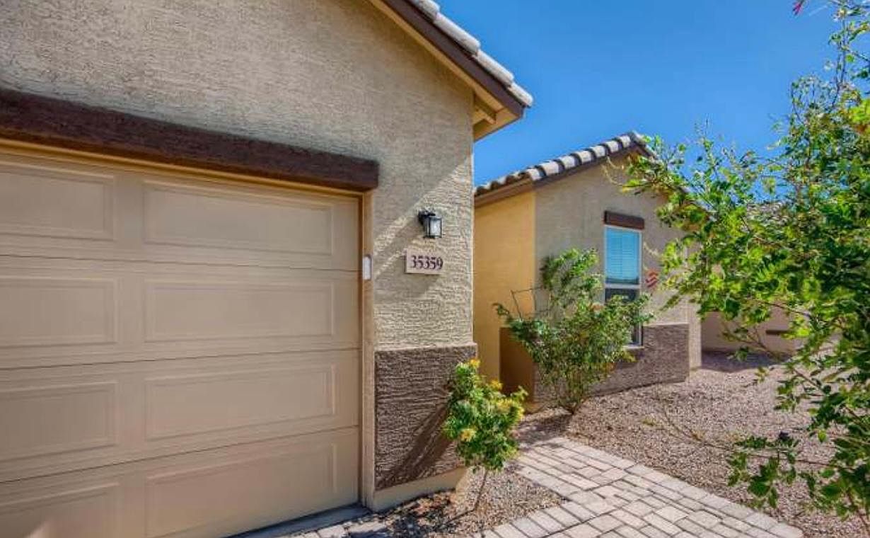 35359 N Donovan Dr photo 2