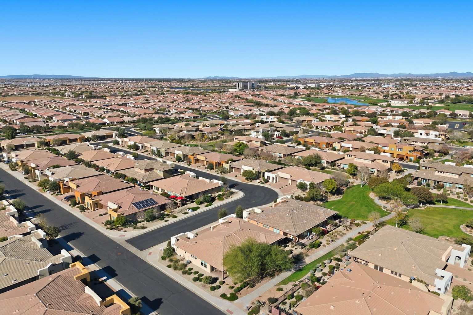 35989 N Kennedia Ln San Tan Valley, AZ 85140 photo 3