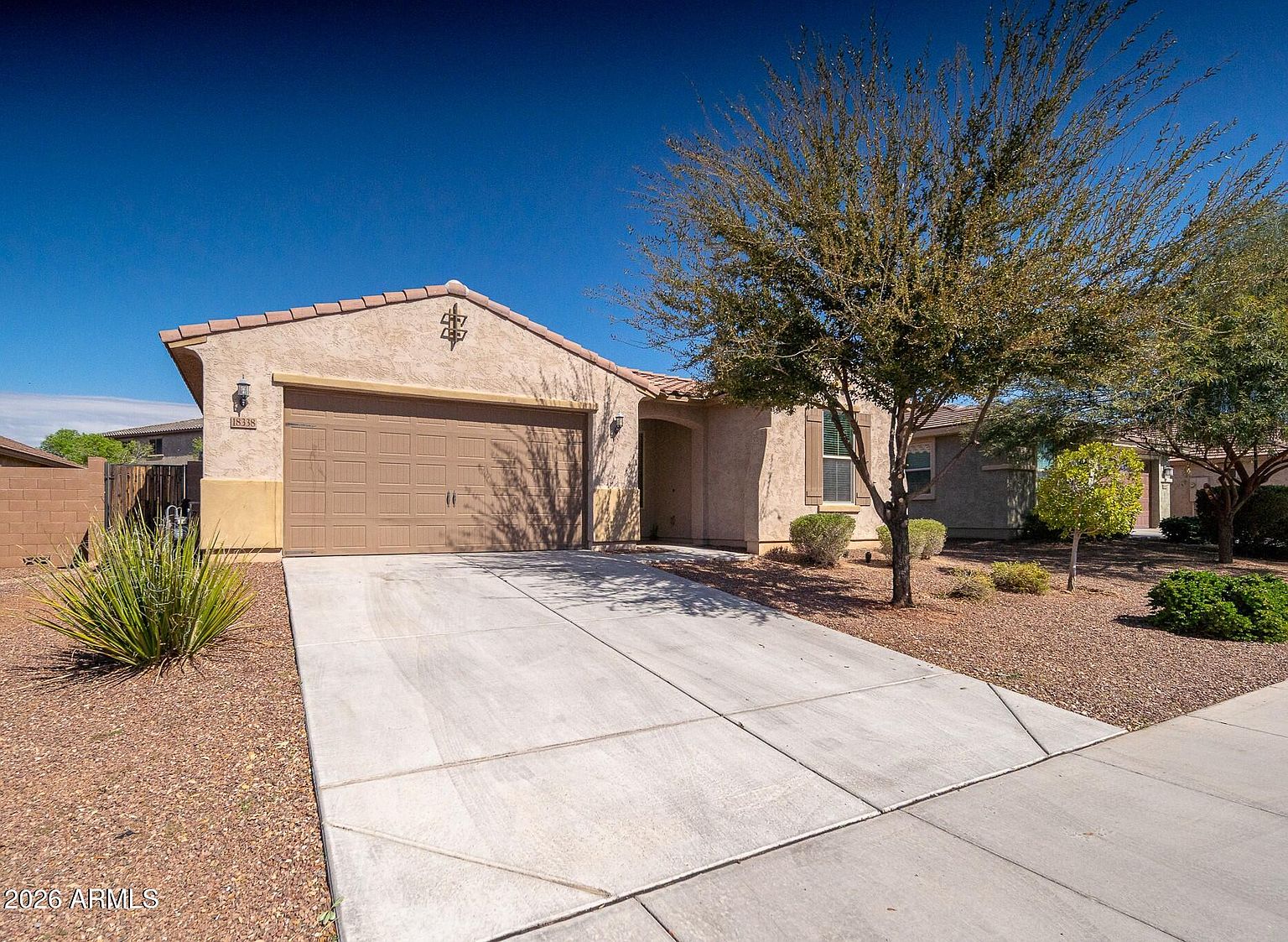18338 W Getty Dr photo 3