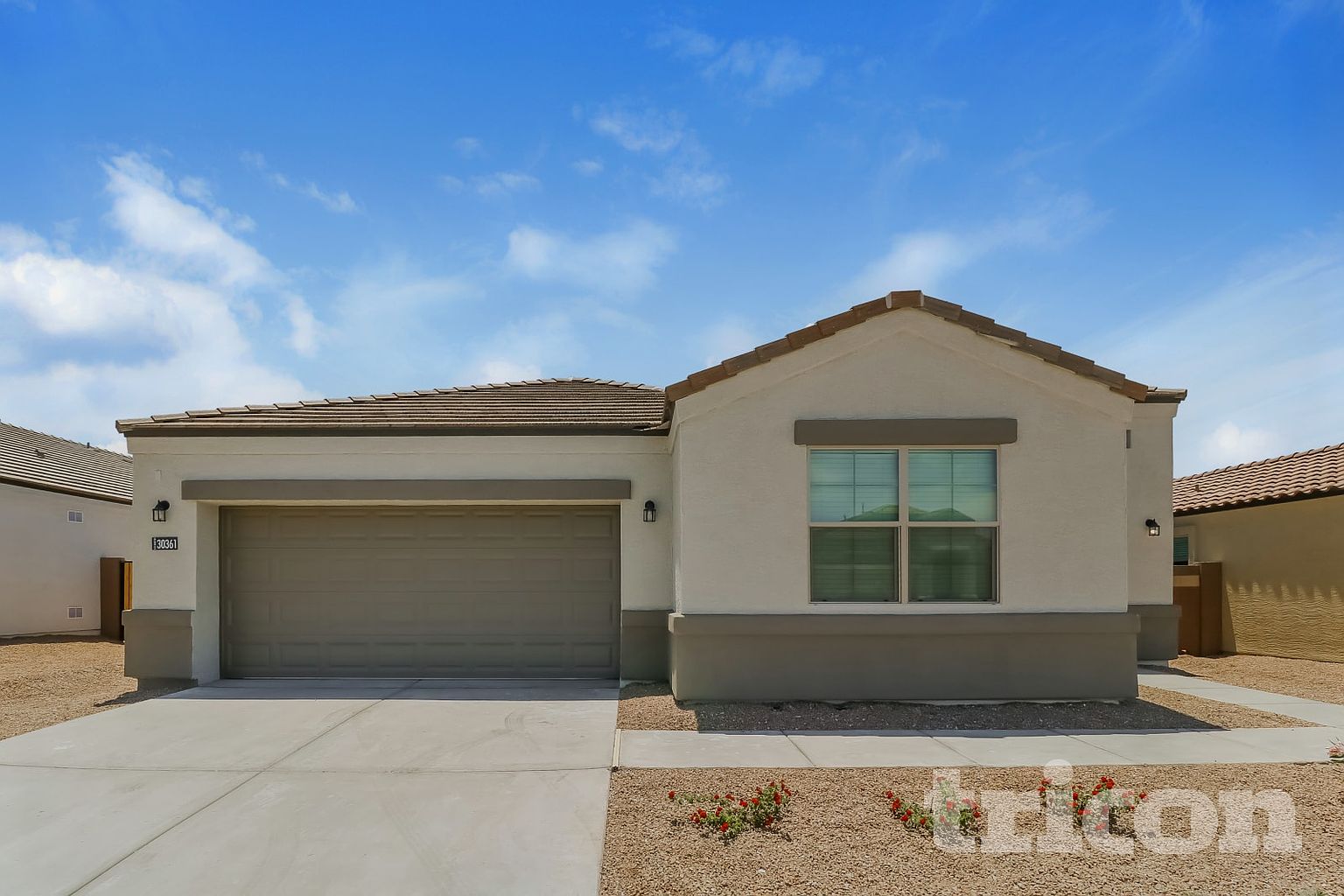 30361 W Crittenden Ln Buckeye, AZ 85396 photo 2