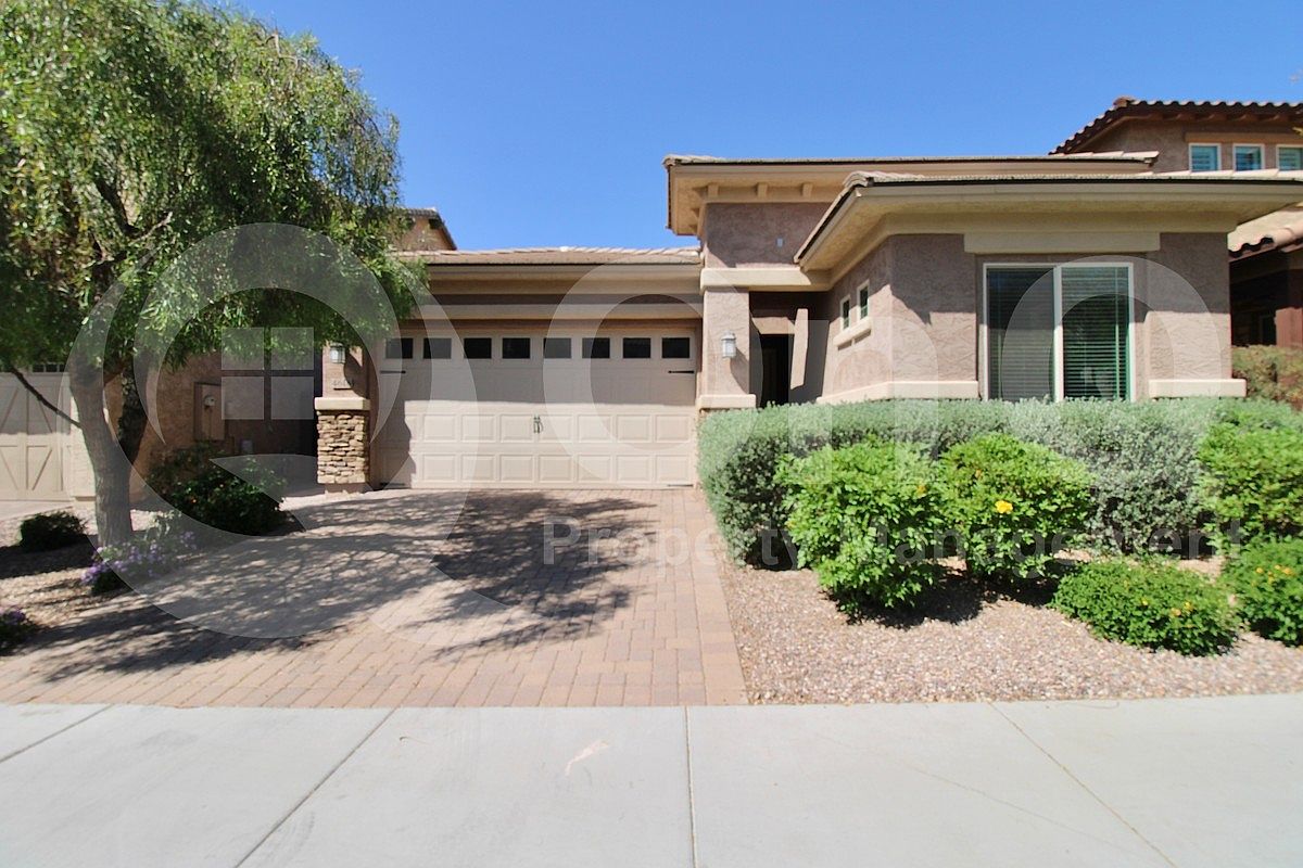 4618 E Walter Way Phoenix, AZ 85050