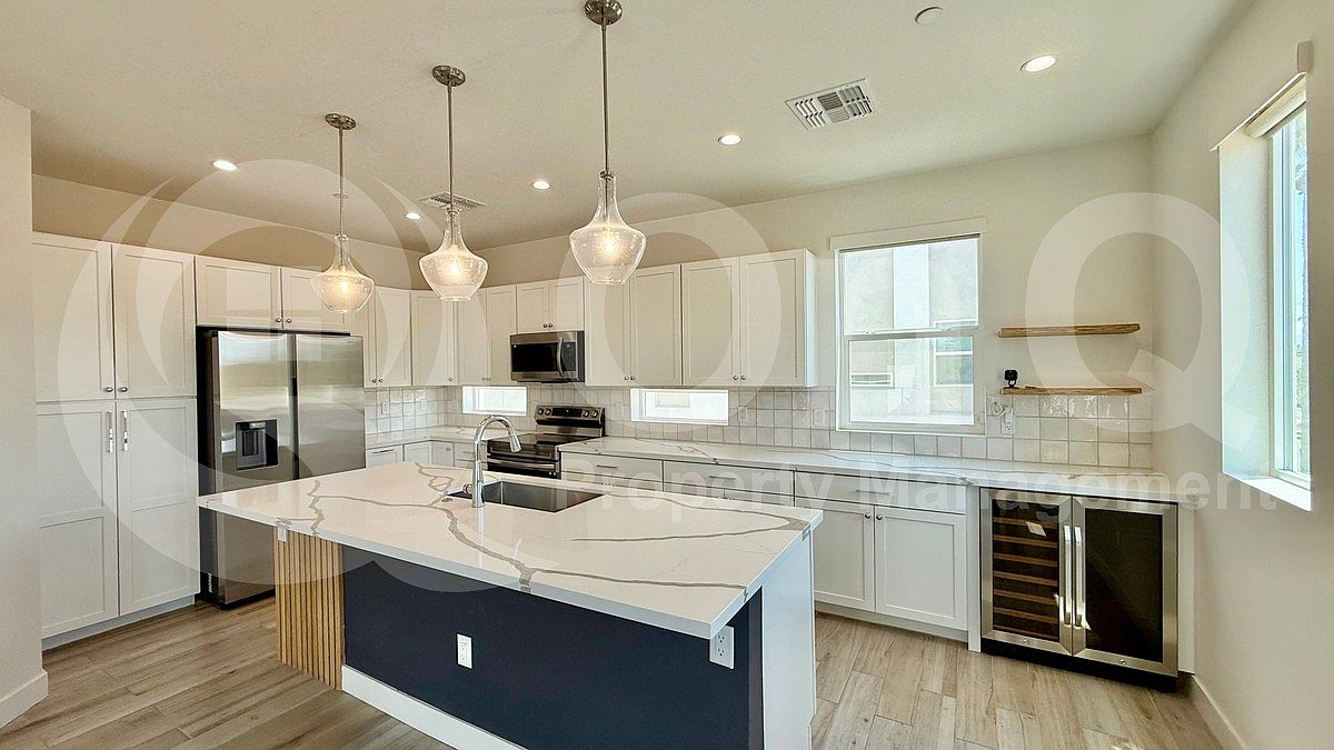 825 N 9th Ave Phoenix, AZ 85007 photo 5