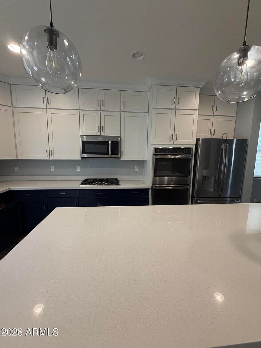 1563 W Marlin Dr photo 3