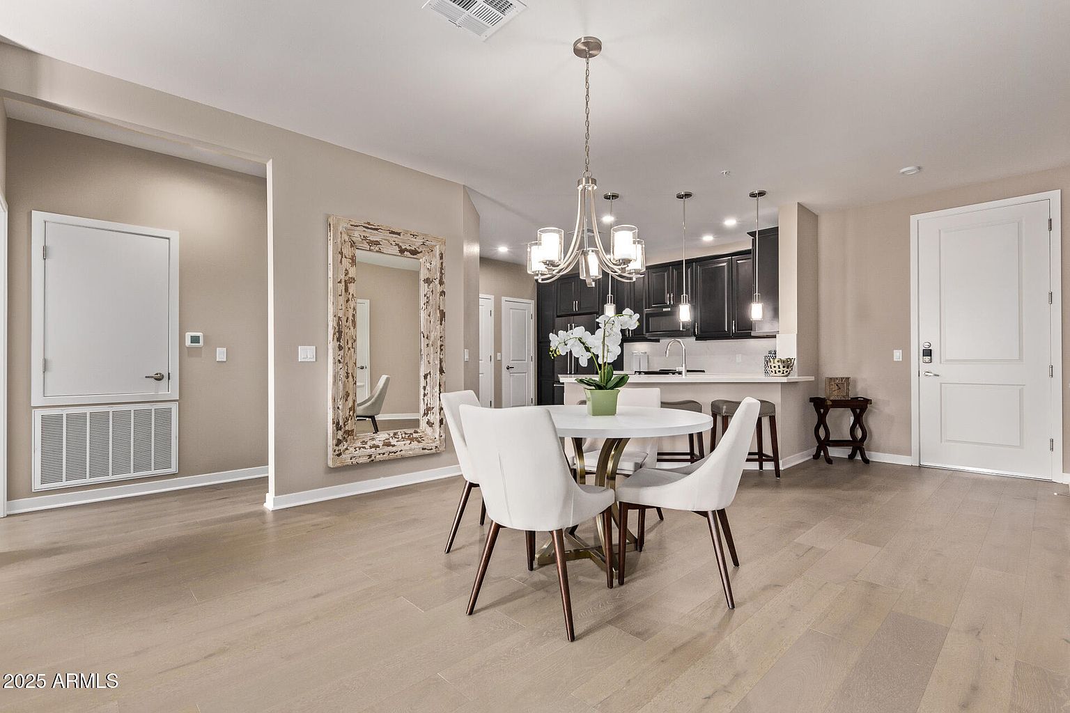 2511 W Queen Creek Rd photo 3