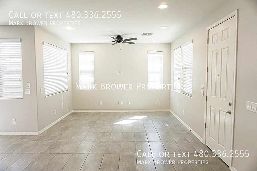 2268 S Henry Ln Gilbert, AZ 85295 photo 3