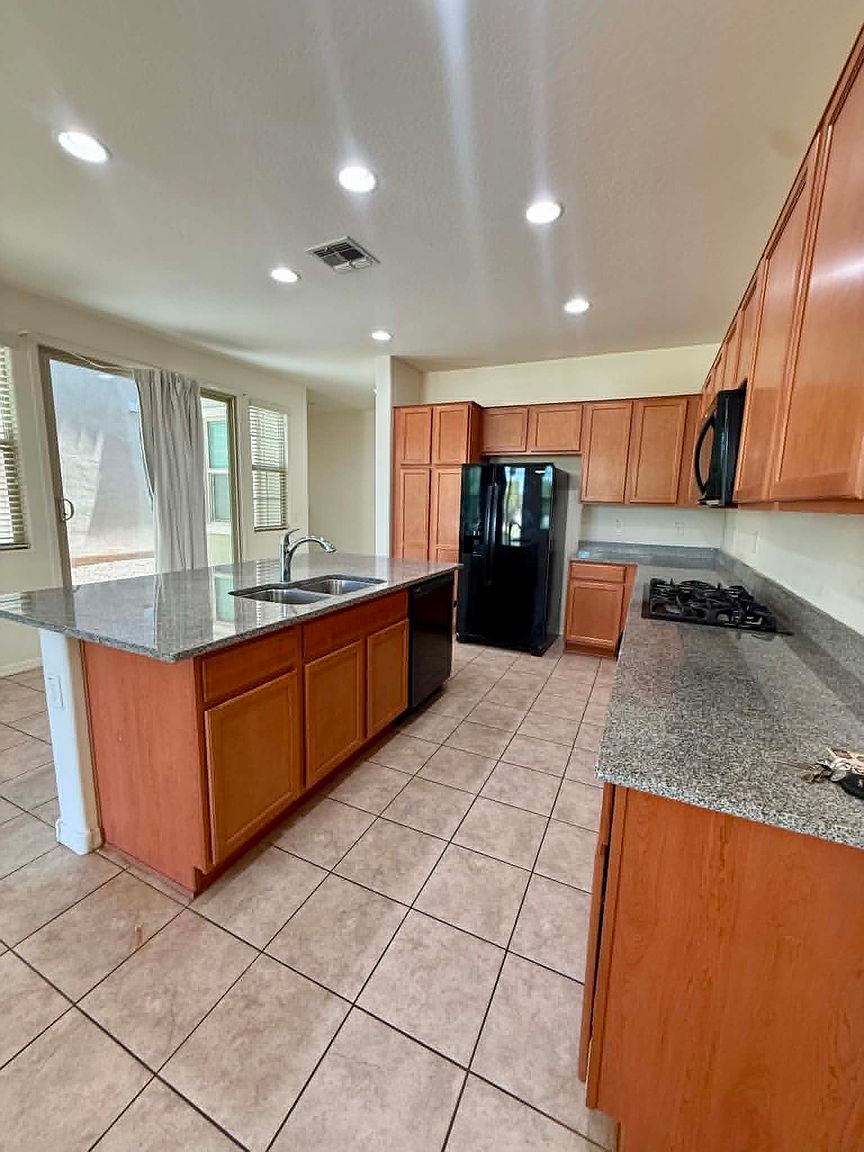 3836 East Stiles Lane Gilbert, AZ 85295 photo 5
