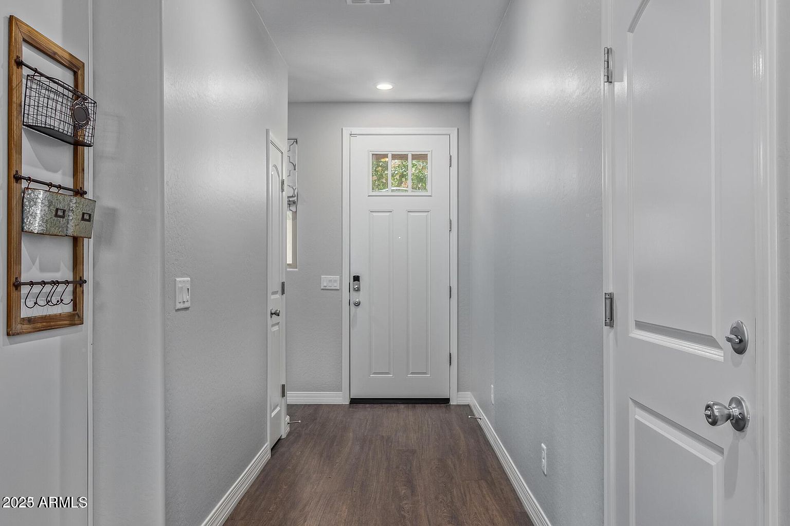 16611 W Sierra St photo 4