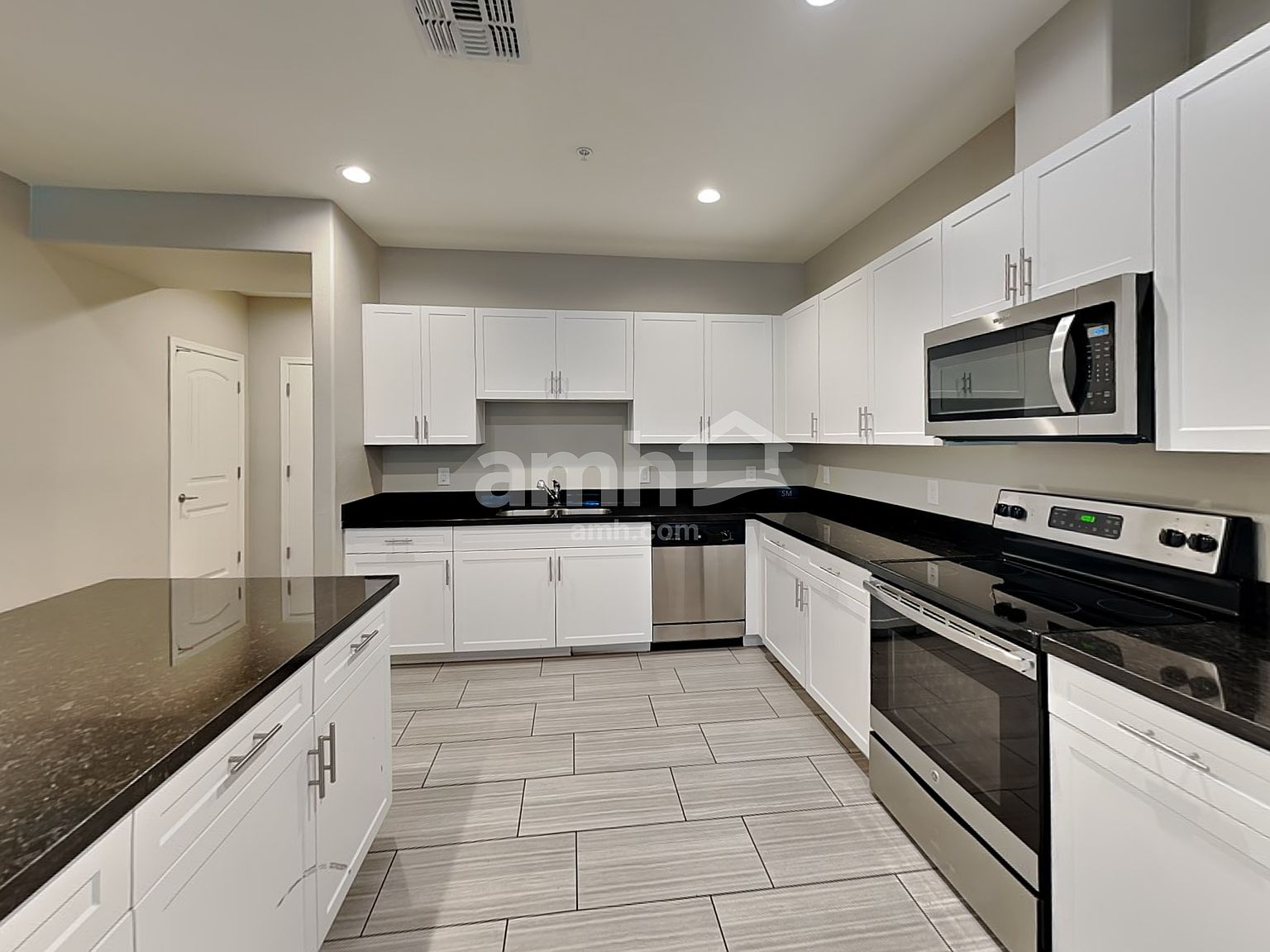 20769 W Thomas Rd photo 5