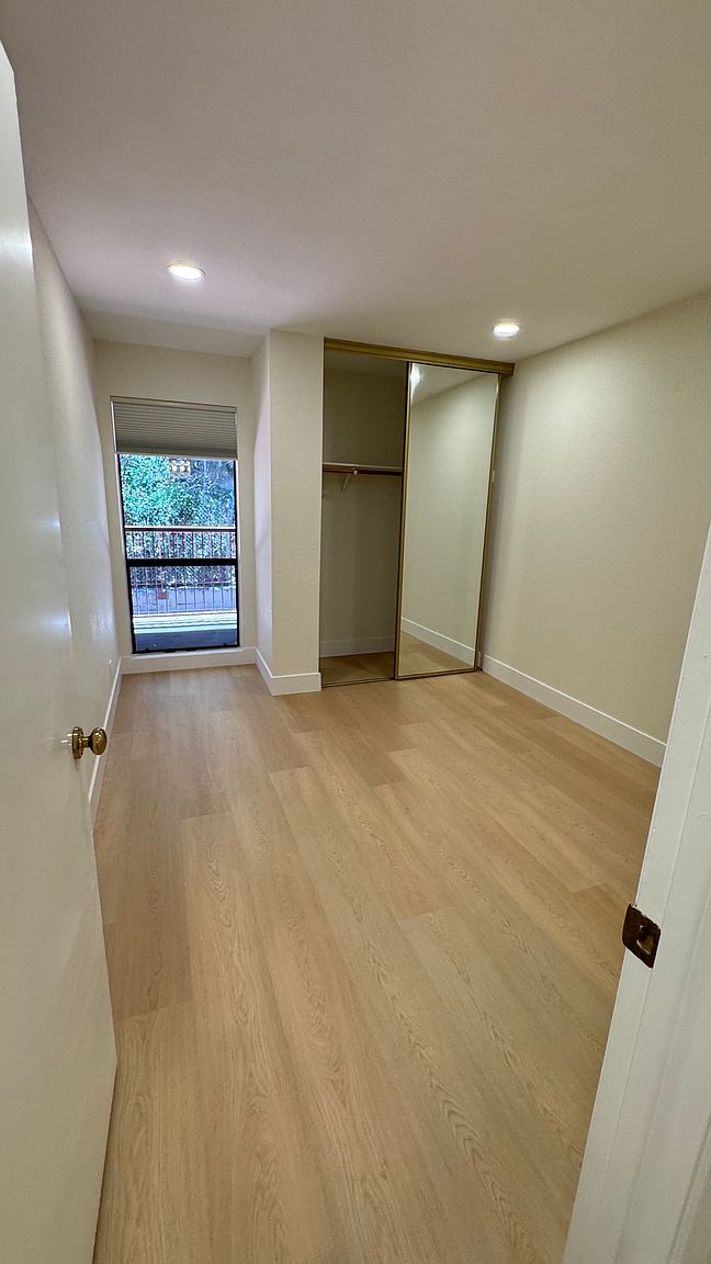 1600 Carmel Dr photo 5