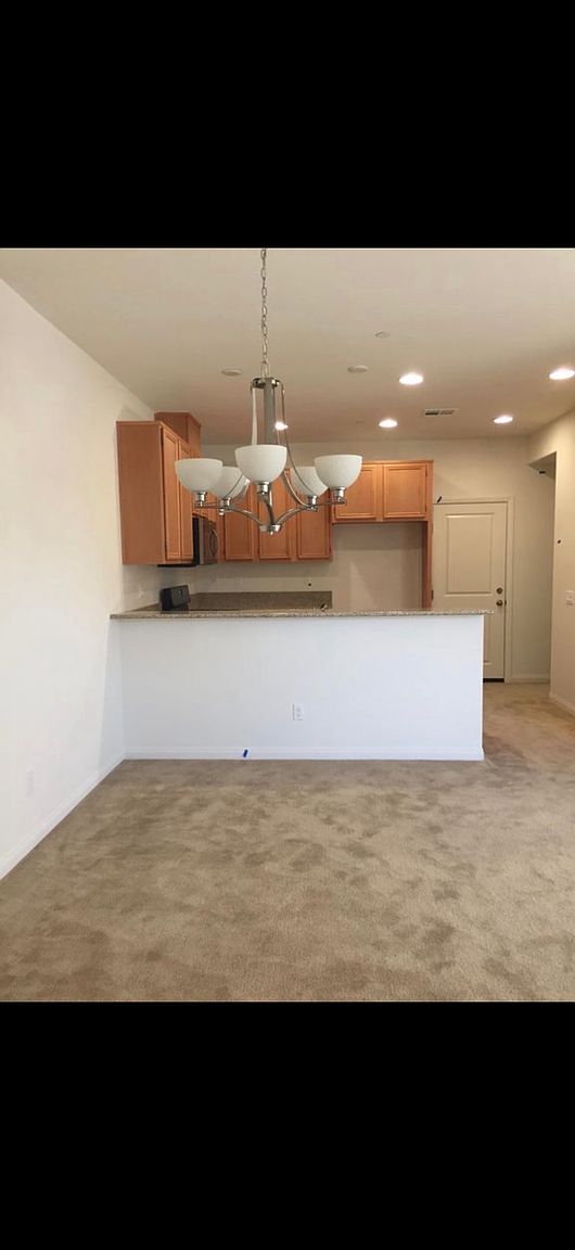 1337 Keck Rd photo 2