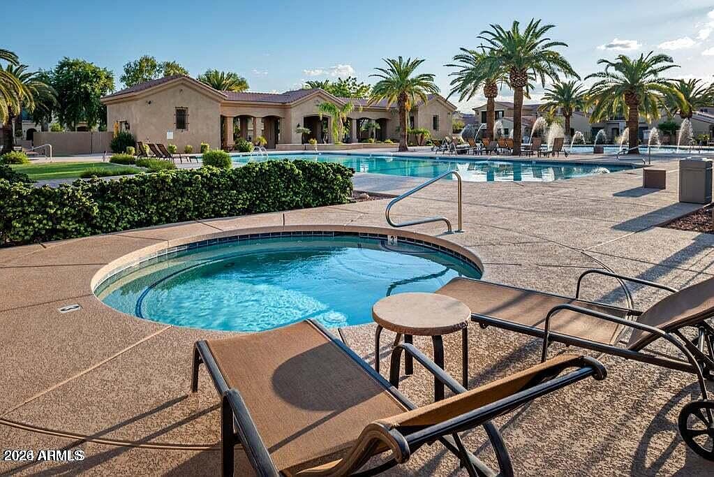 1367 S Country Club Dr photo 2