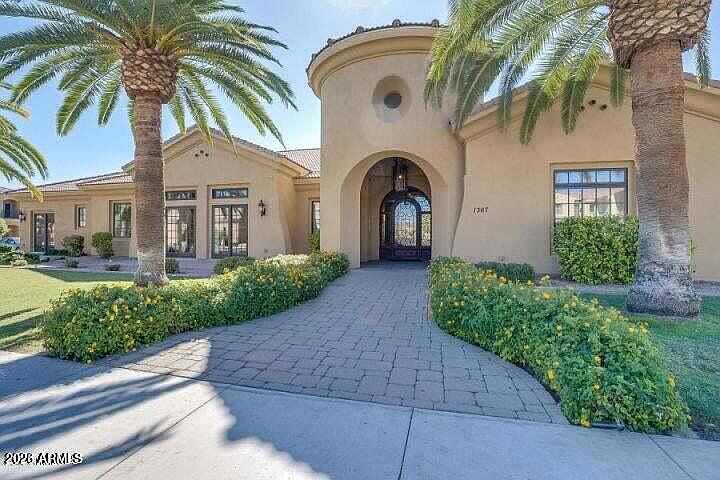 1367 S Country Club Dr photo 3