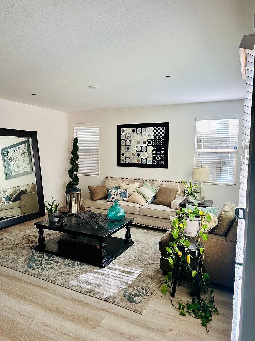 1054 Sea Glass Way photo 3