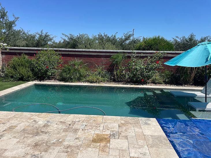 14592 W Dahlia Dr photo 4