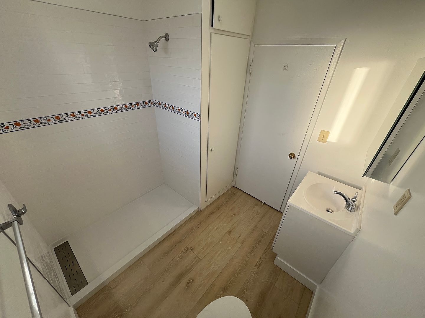 360 Palm Ave photo 4