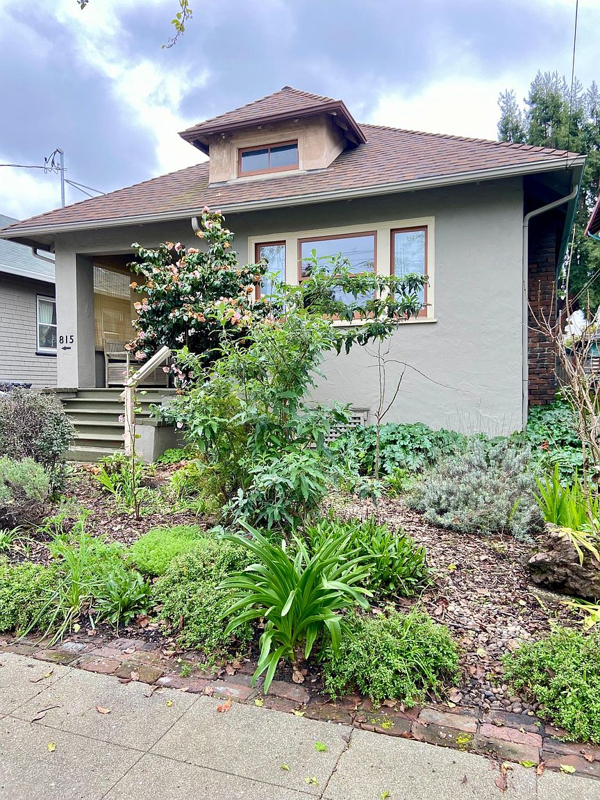 813 57th St photo 2