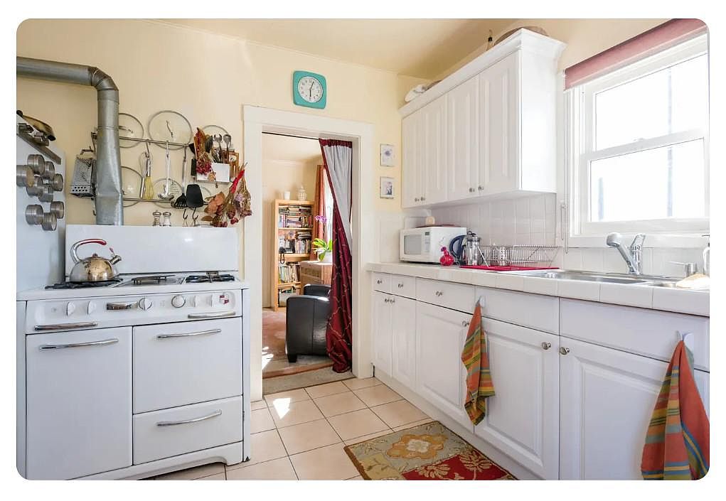 950 60th St Oakland, CA 94608 photo 5