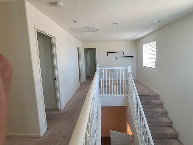 2280 Hom Dr photo 4