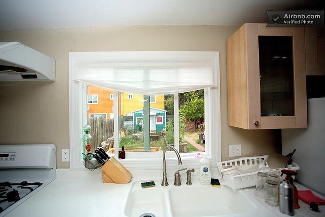 3133 Curran Ave photo 2