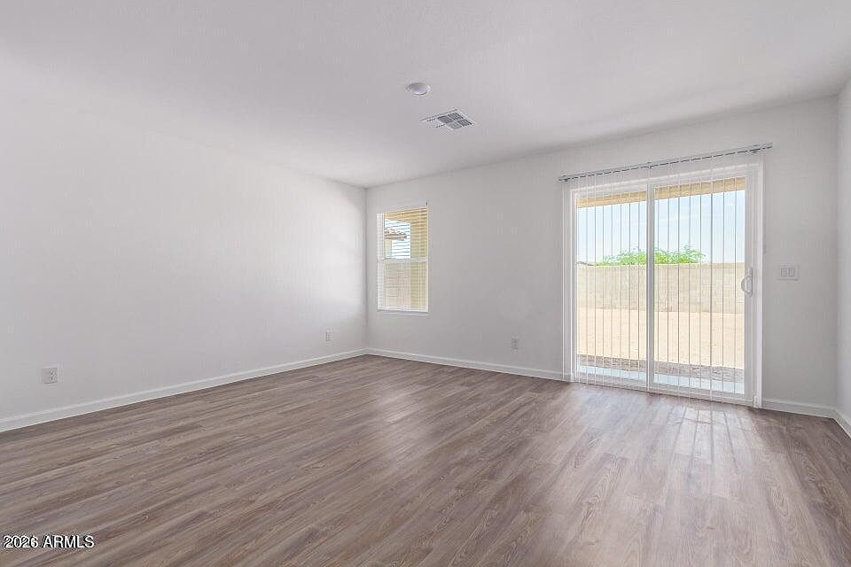 1158 N Larat Ln photo 4