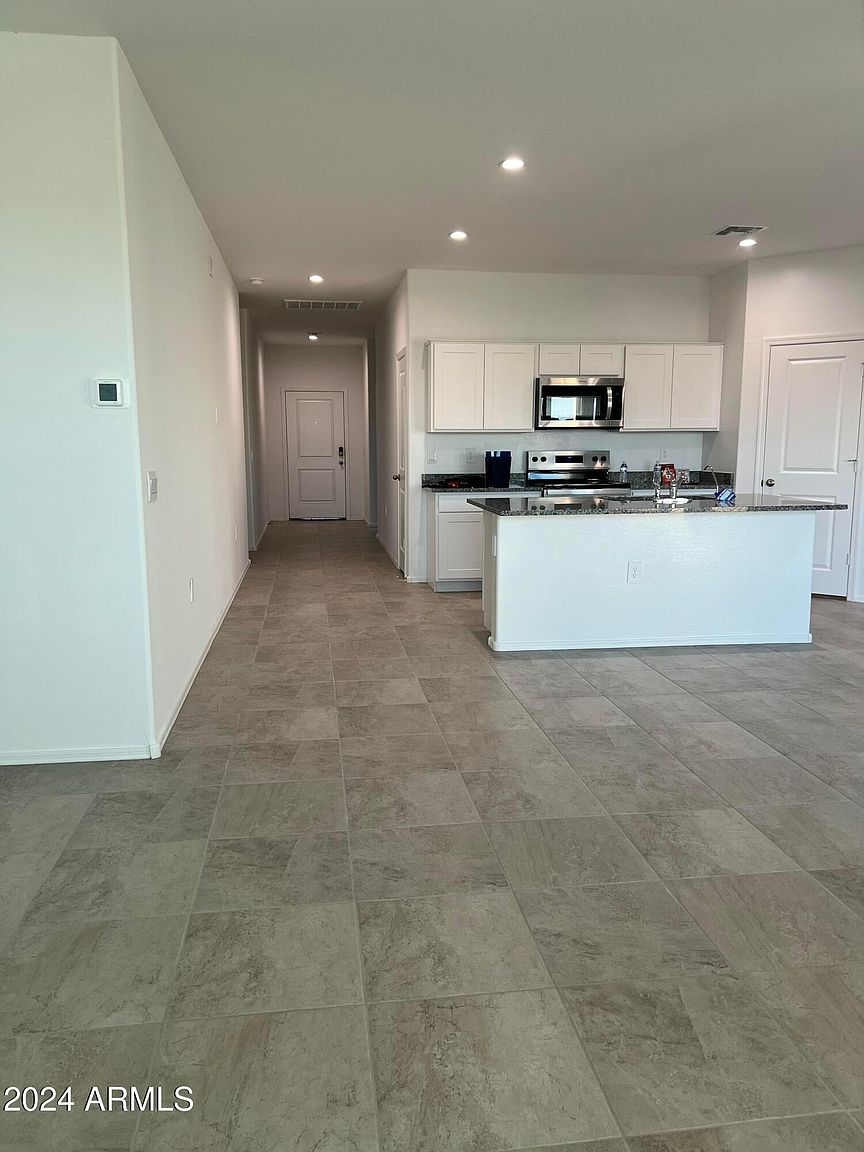 1575 E Lardner Dr Casa Grande, AZ 85122 photo 4