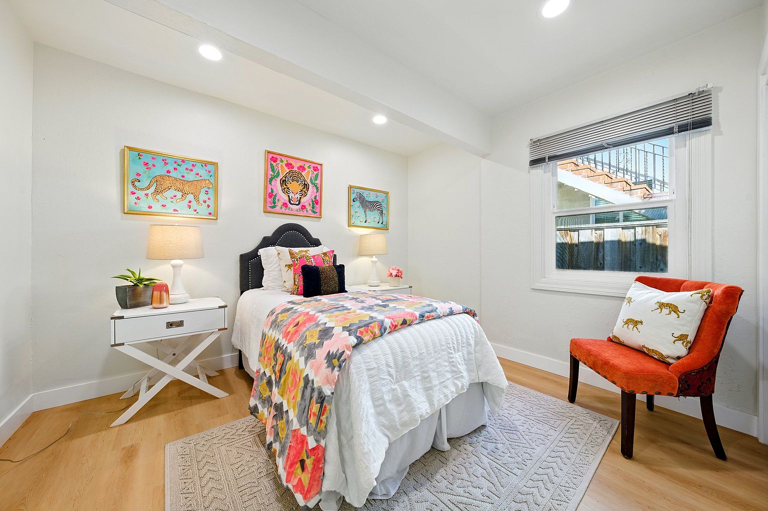 2BR/1BA In Law Adu on School St · Oakland photo 3