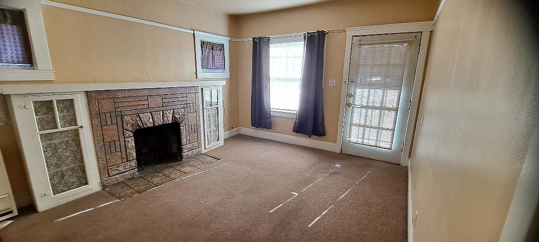 3946 Angelo Ave photo 2