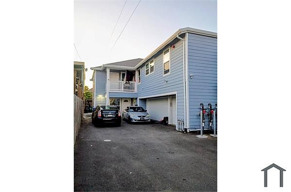 1435 45th Ave photo 2