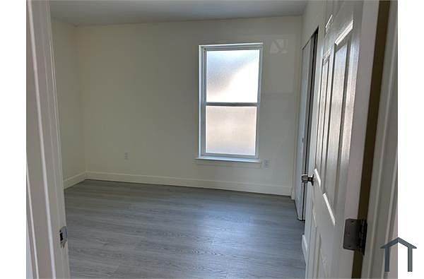 1435 45th Ave photo 5