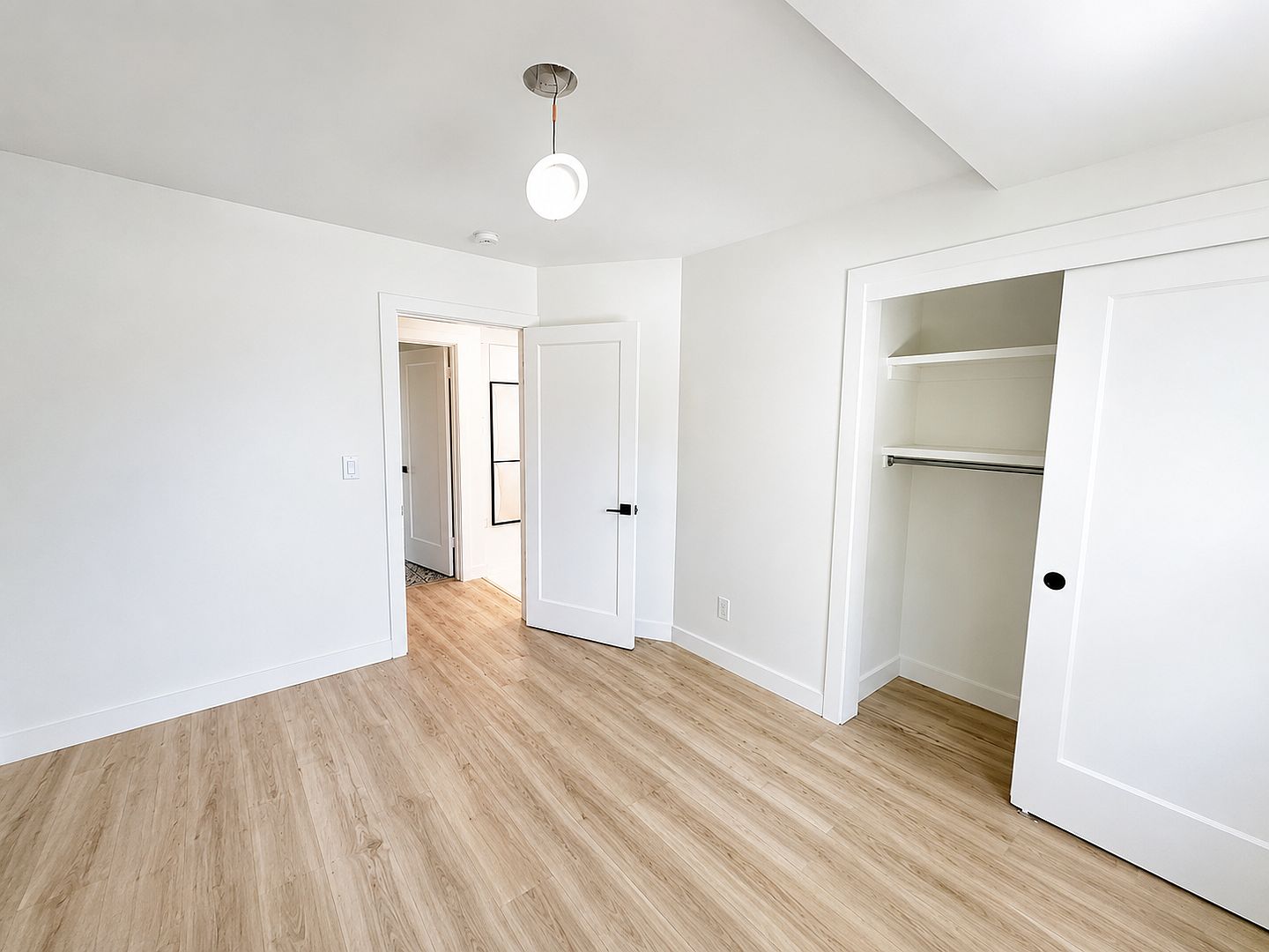 1464 55th AVe photo 5