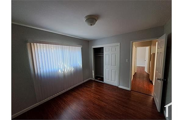 2641 74th Ave photo 3