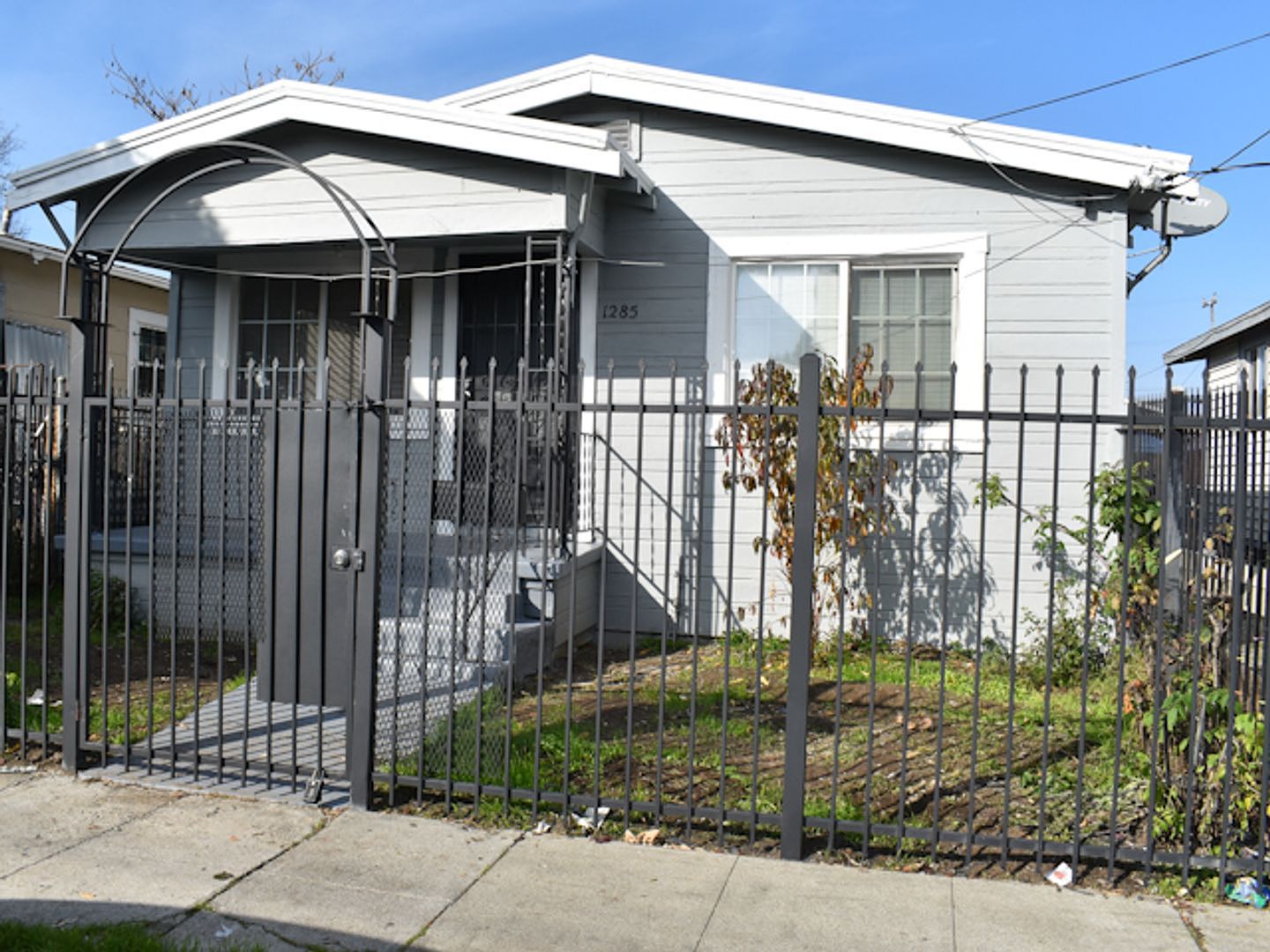 Great 4 Bedroom 2 Bath House photo 2