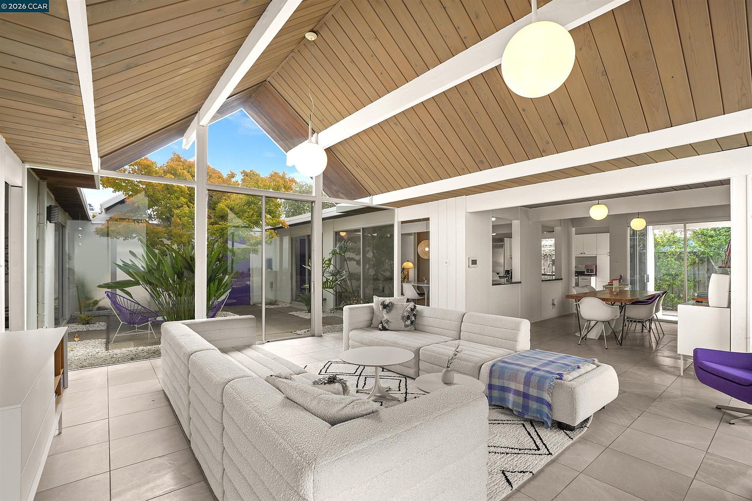 8021 Shay Dr photo 5