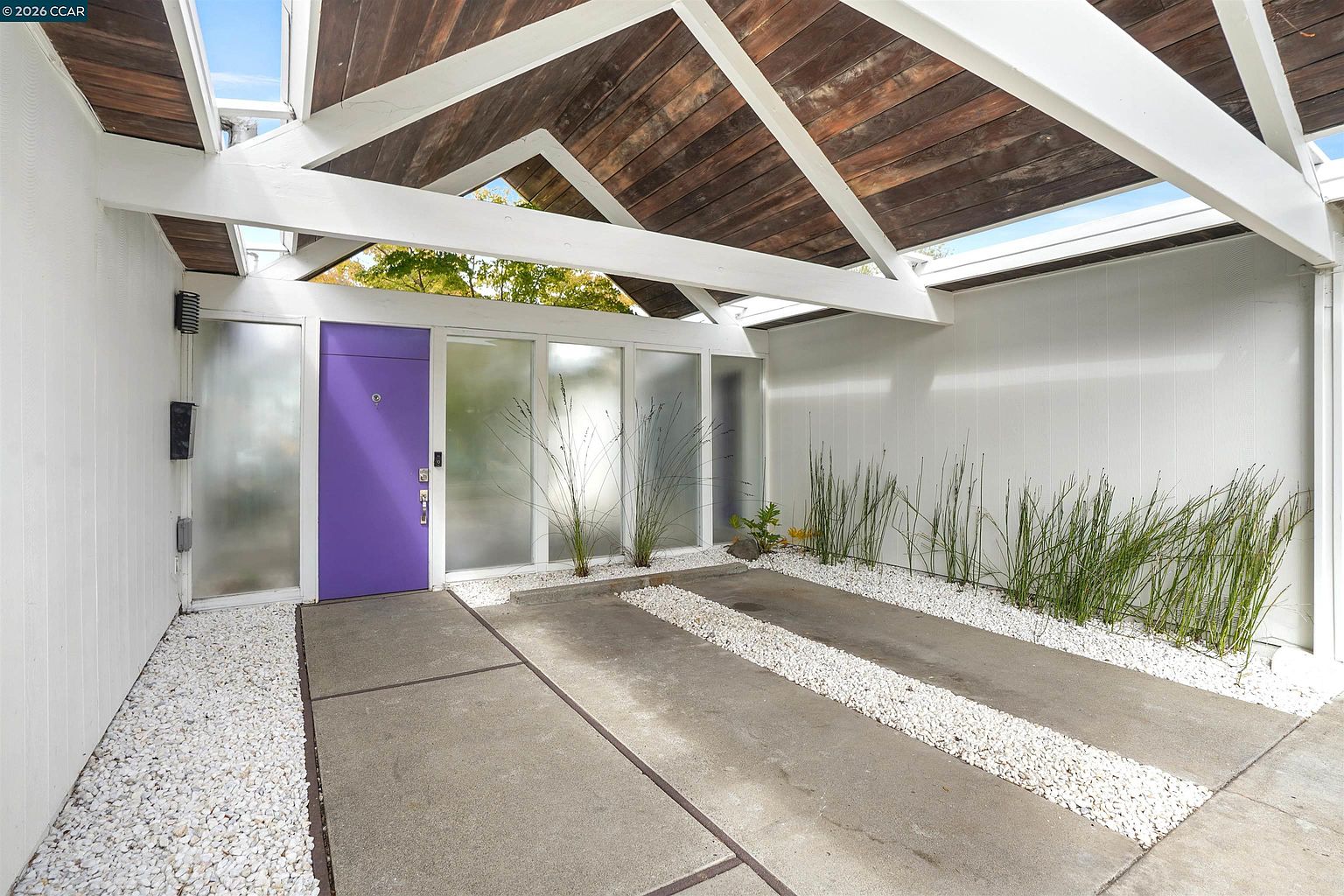 8021 Shay Dr photo 3