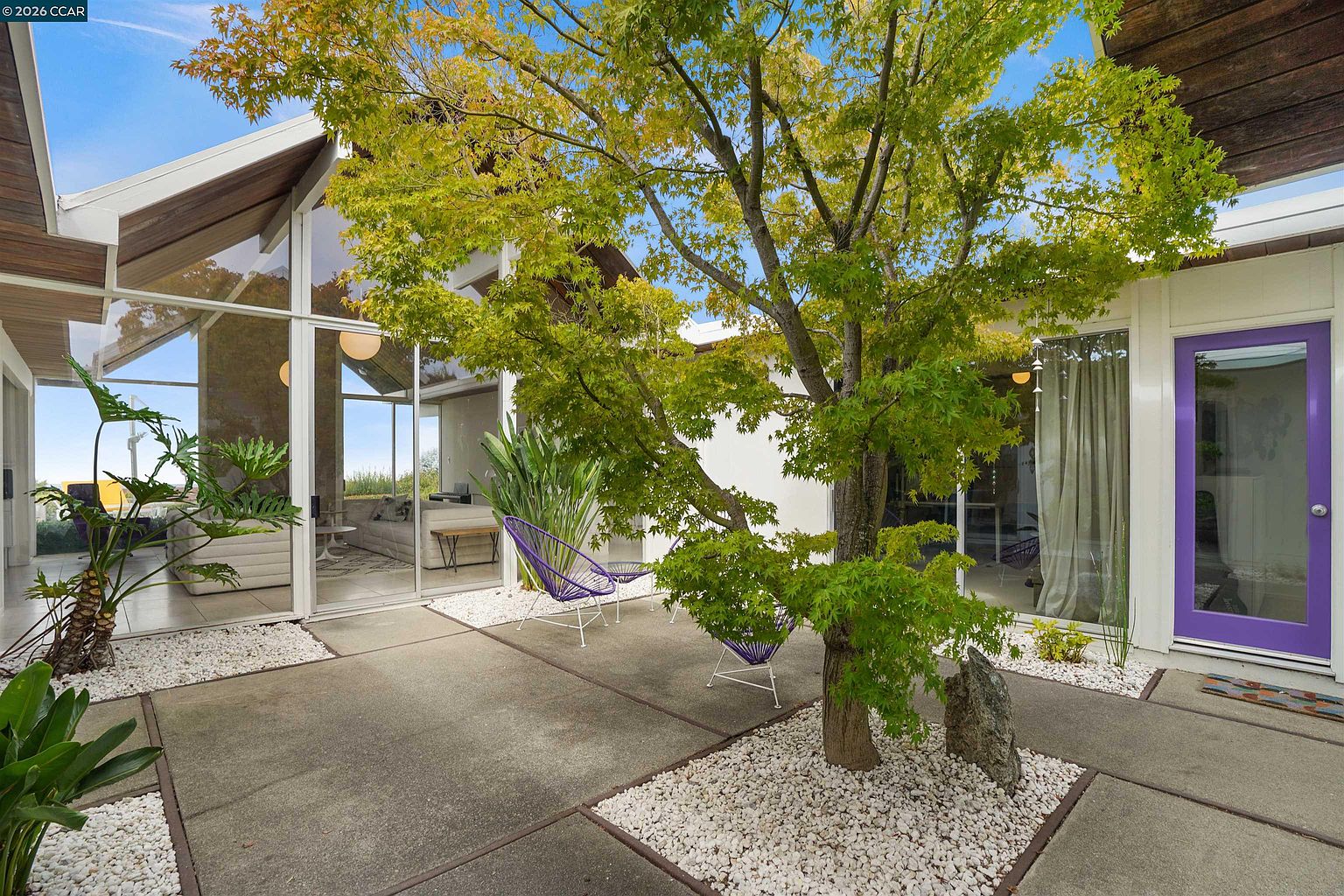 8021 Shay Dr photo 4