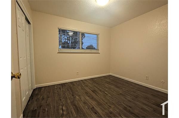 9309 Oscar Ave photo 4