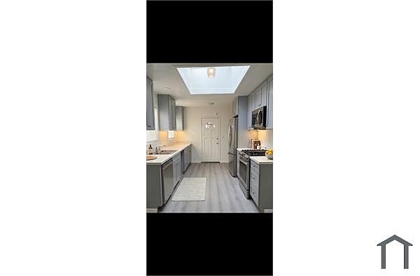 1803 98th Ave photo 3
