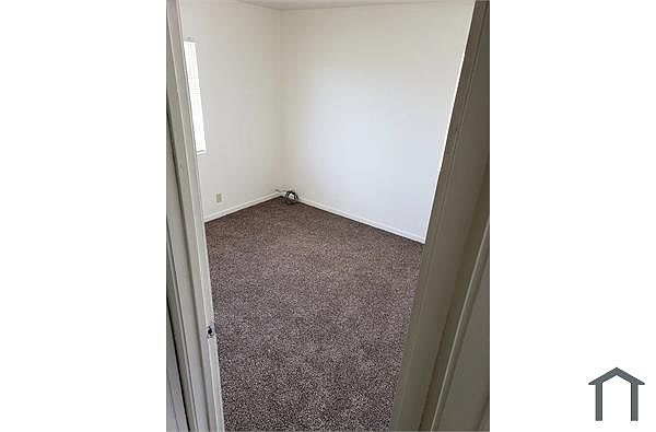 2219 Warner Ave photo 3