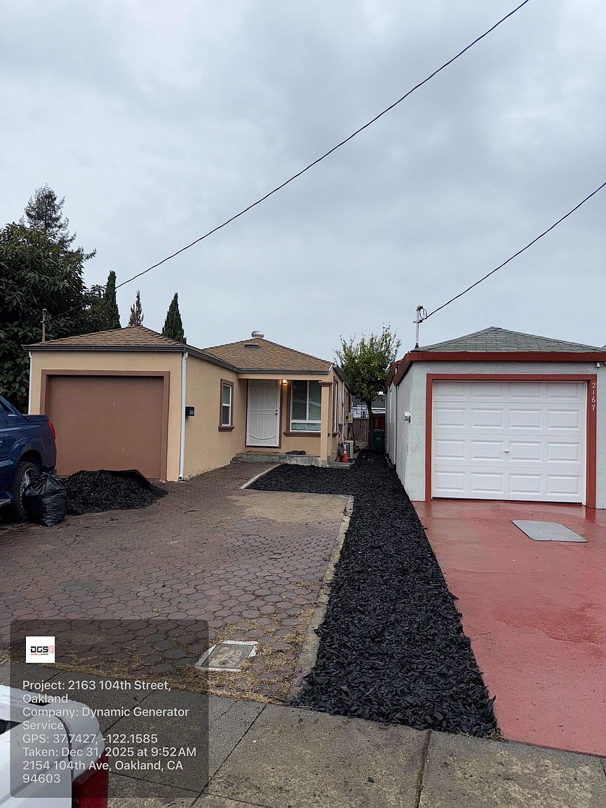 3BR/2BA Single Family House on 104th Ave · Oakland photo 2